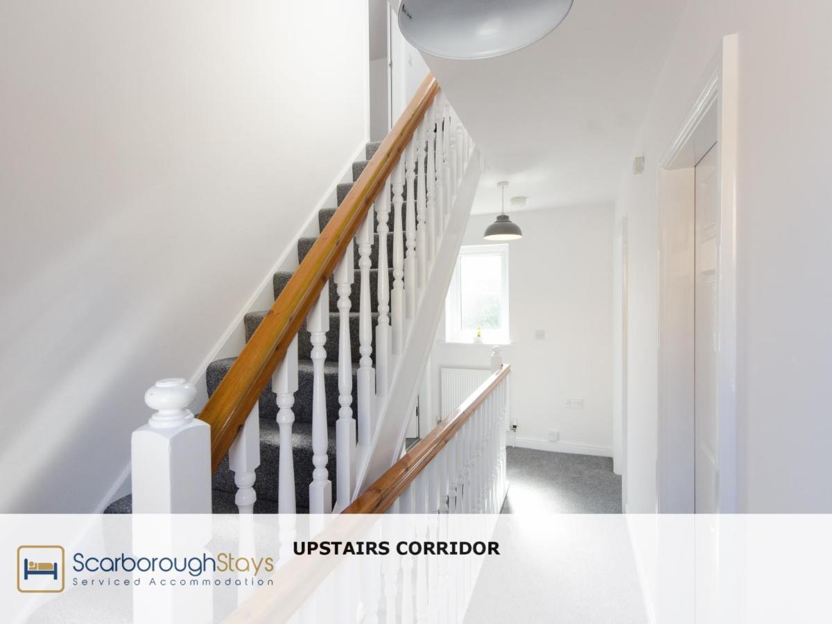 Candler Lodge - 3 Bedroom Townhouse With Parking - Patio Area & Seating Скарборо Екстер'єр фото