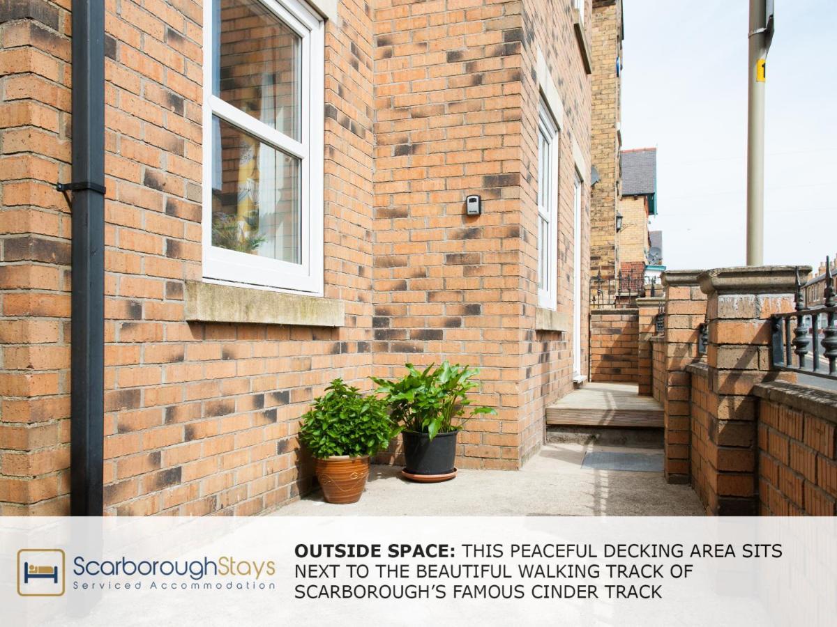 Candler Lodge - 3 Bedroom Townhouse With Parking - Patio Area & Seating Скарборо Екстер'єр фото