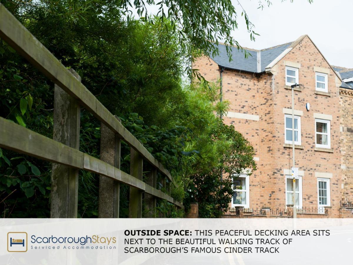 Candler Lodge - 3 Bedroom Townhouse With Parking - Patio Area & Seating Скарборо Екстер'єр фото